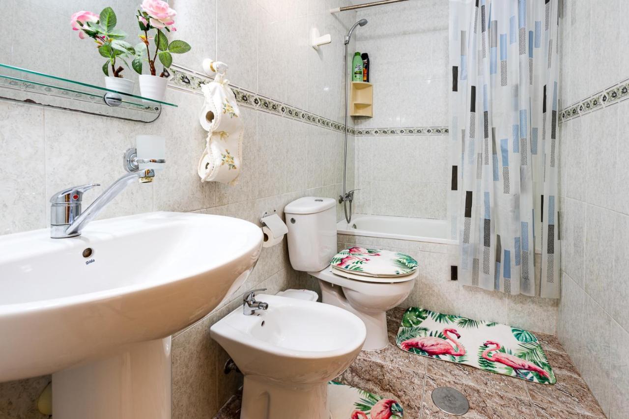 Apartament Caballero De Rodas Torrevieja Exterior foto
