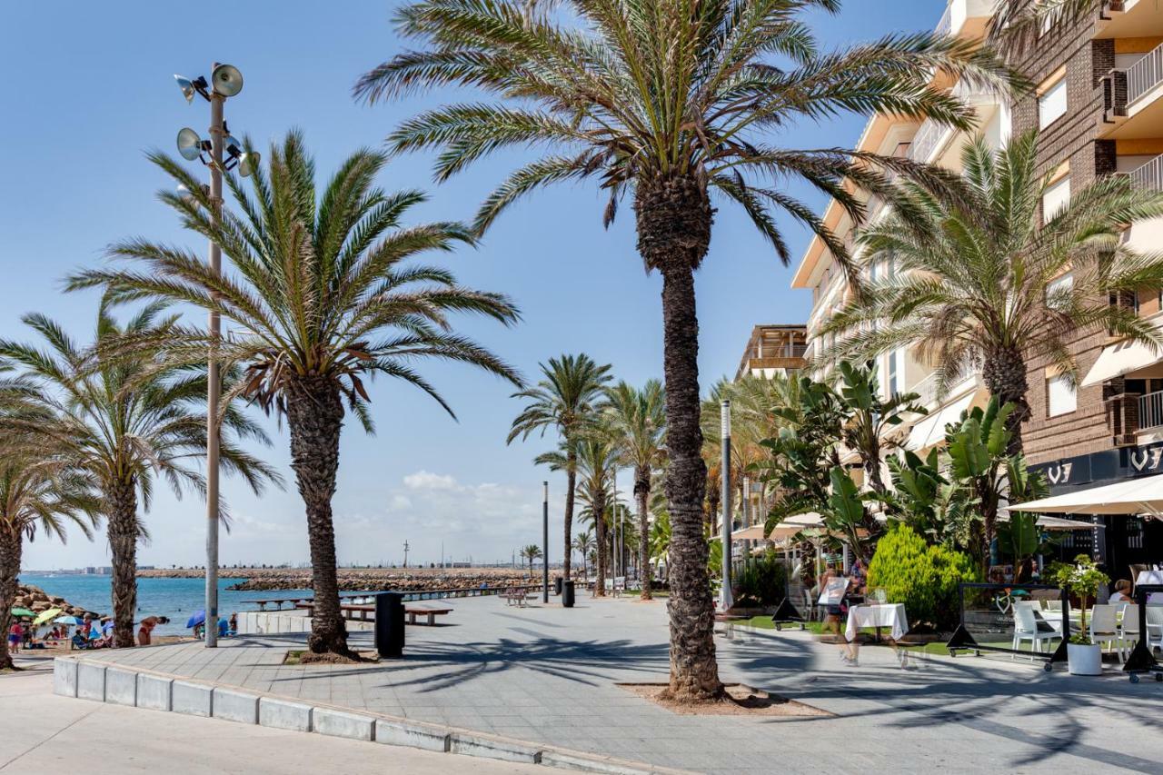 Apartament Caballero De Rodas Torrevieja Exterior foto
